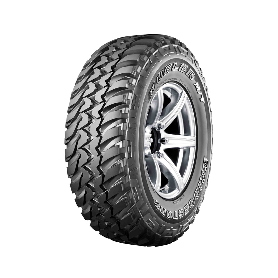 Bridgestone Dueler M T 674